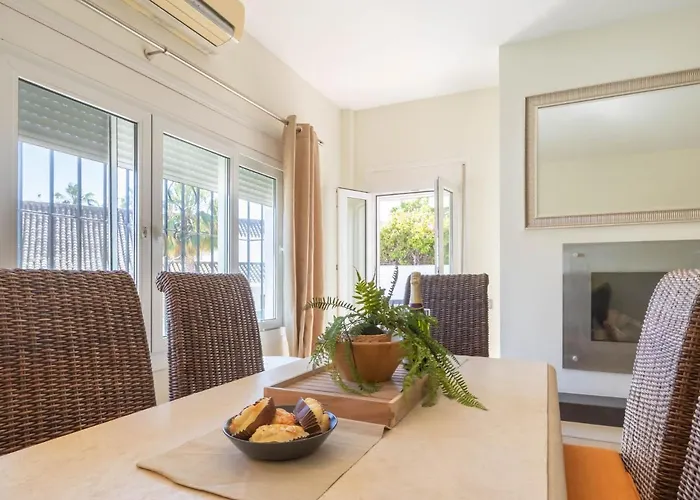 Marina - Puerto Banus بيت للعطل *